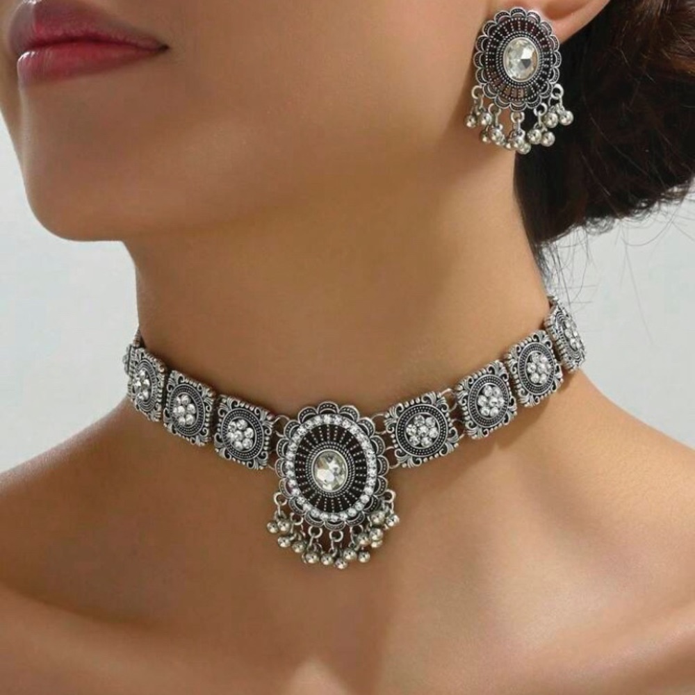 Indian/Pakistani Jewelry set